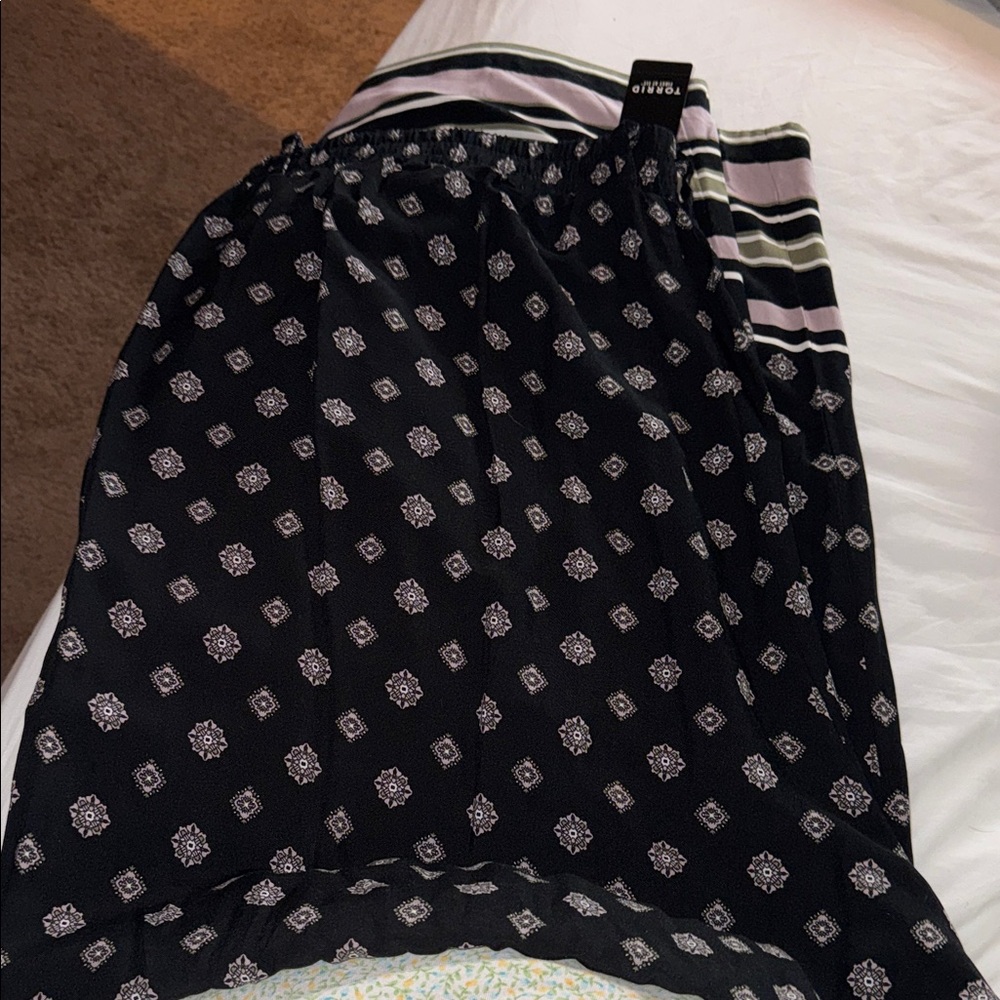 Torrid Black and Beige Patterned Wide Leg Pants